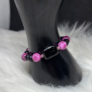 Spodumene and Black Onyx Stretch Bracelet